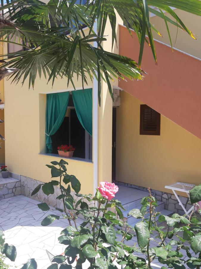 Hotel Soba Ana Cres Exteriér fotografie