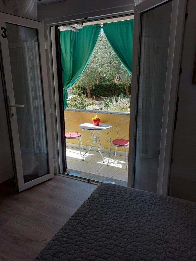Hotel Soba Ana Cres Exteriér fotografie