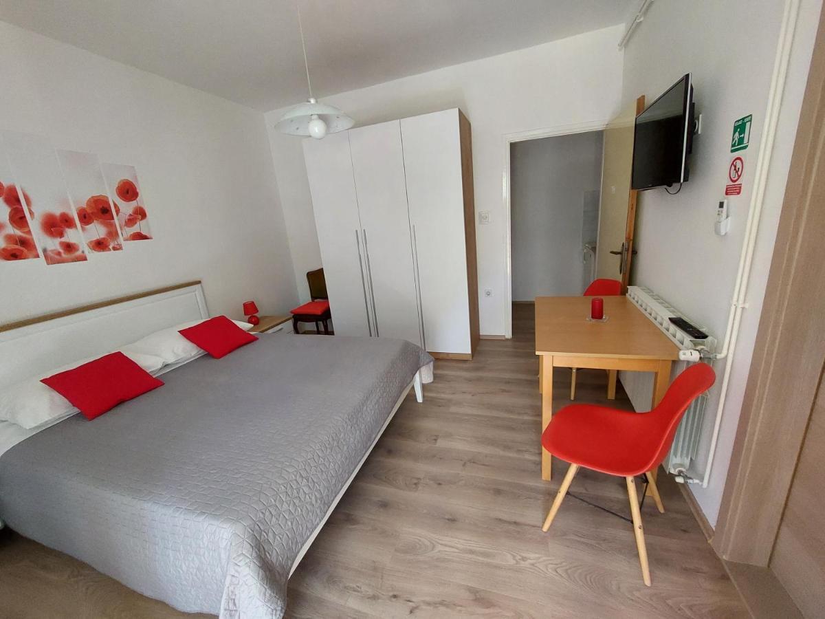 Hotel Soba Ana Cres Exteriér fotografie